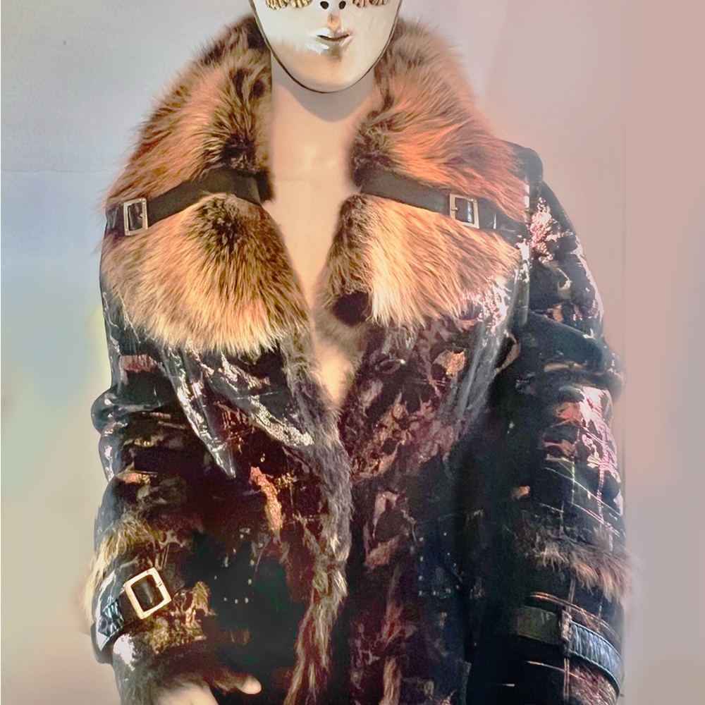 Black and Gold Jacket - Sheepskin/Real Fur, size L
